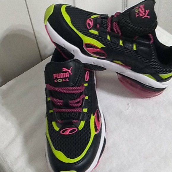 Puma Ladies Stylish Sneakers - Picture 2 of 6